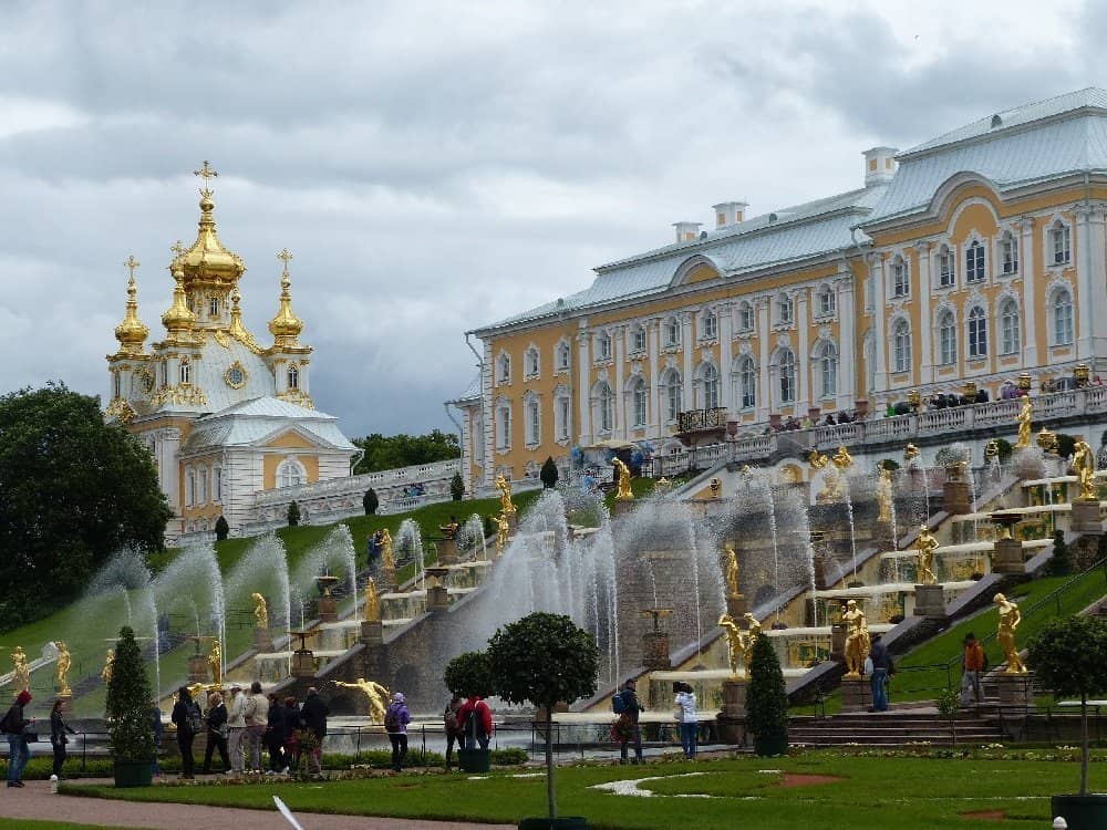 Der Peterhof, das russische Versailles