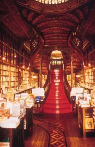 Die berühmte Treppe im Buchladen