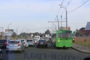 Feierabendverkehr in Kasan: O-Busse zahlreich unterwegs