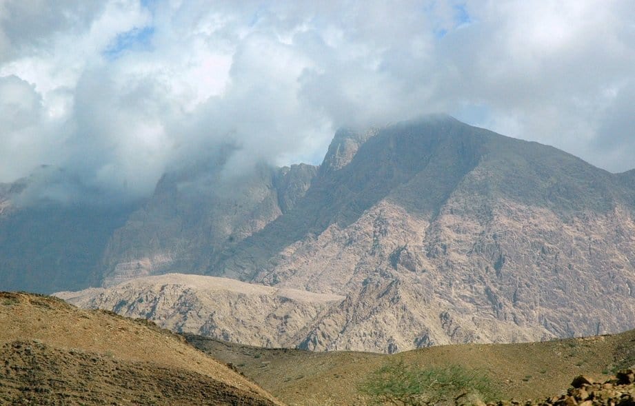 Imposante Bergwelt des Oman Foto: Dr. Harald Schmidt