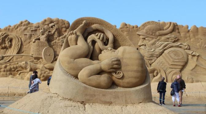 140.000 Besucher kommen jährlich zur Sandskulpturen-Ausstellung nach Sondervig. Diesjähriges Thema: die Winkinger Fotos: CTOUR/Fred Hafner