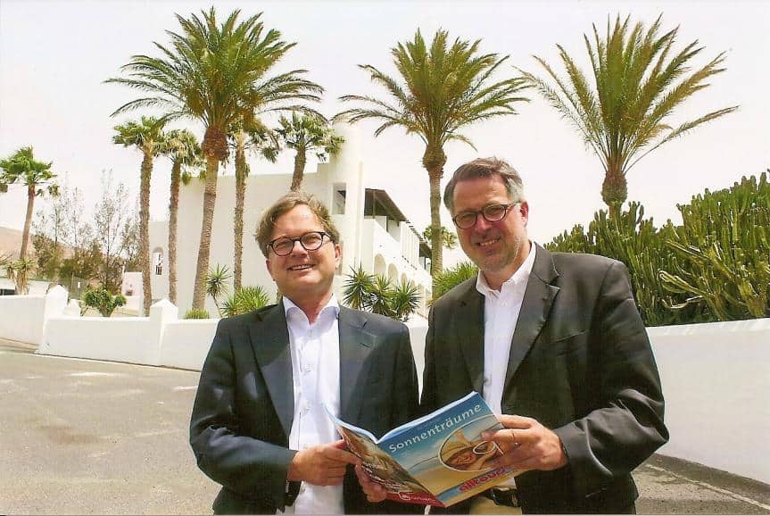 Geschäftsführer Dieter Zümpel (l.) mit Kommunikationschef Stefan Suska am Jandia Princess Resort & SPA auf Fuerteventura