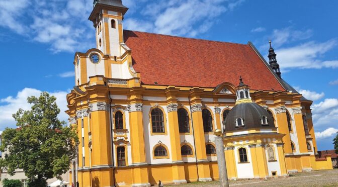 POZNANER KNABENCHOR IN BRANDENBURGS BAROCKWUNDER GEFEIERT