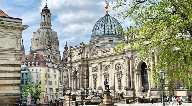 DRESDEN NEU ERLEBEN